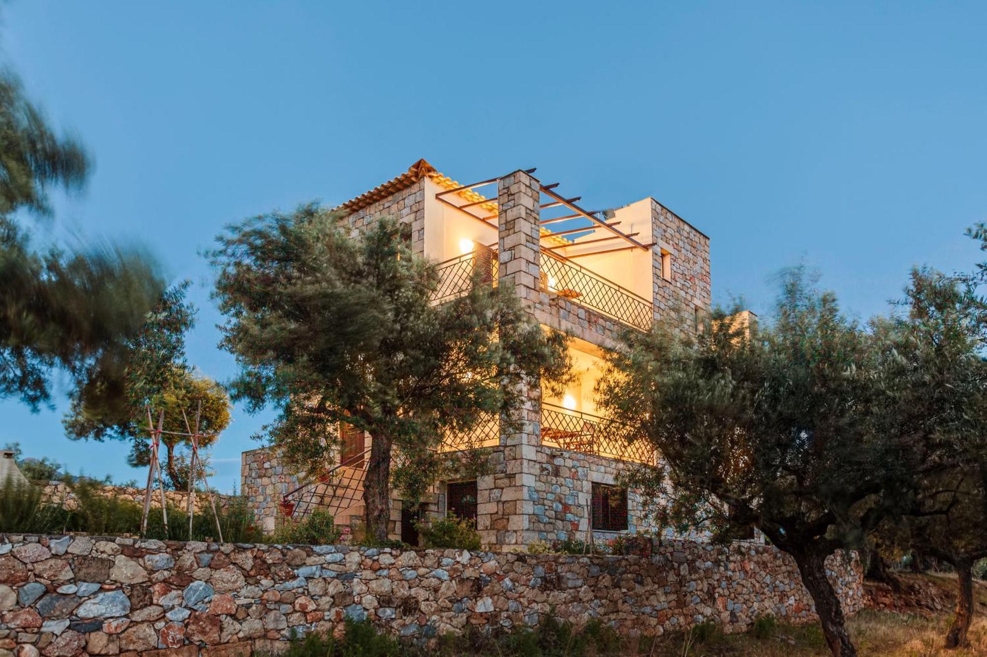 Villa Armonia, Sunset View And Relaxing Beach Vibe Proástion Exteriör bild