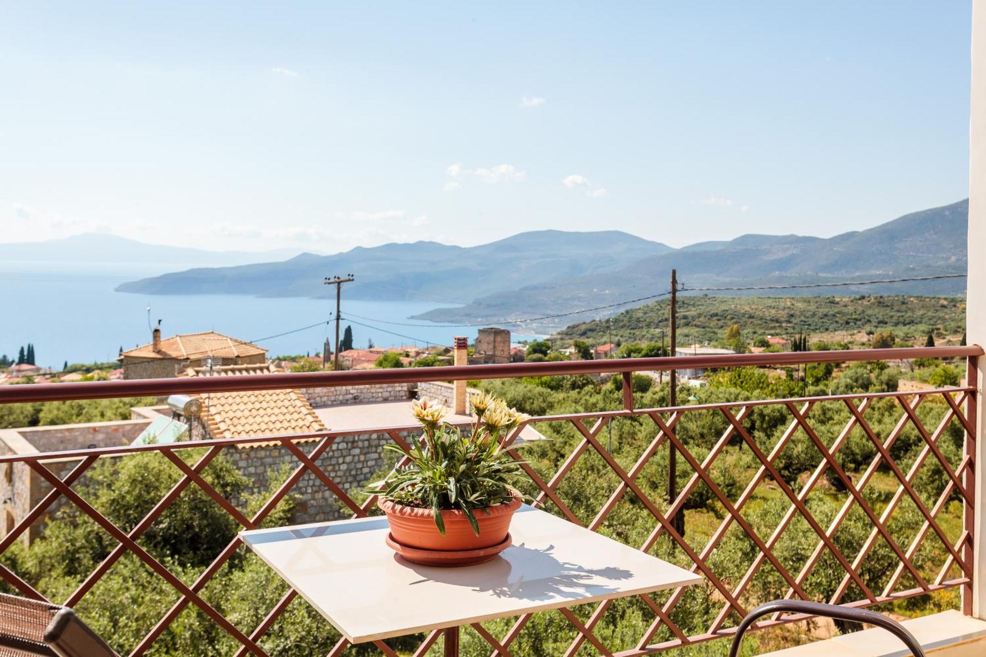 Villa Armonia, Sunset View And Relaxing Beach Vibe Proástion Exteriör bild